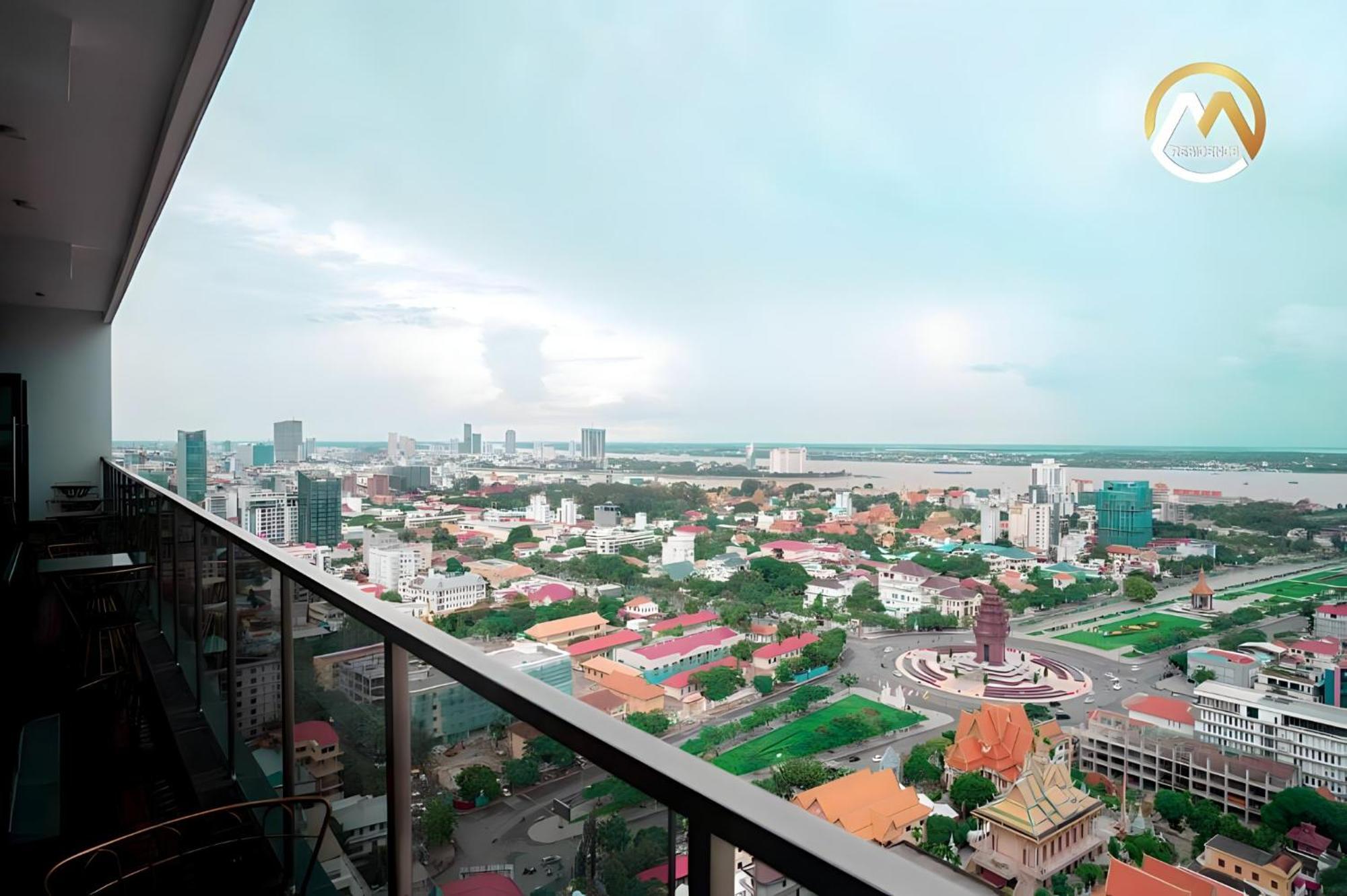 Infinity Pool Hotel Phnom Penh Down To 24 Usd In M Residence ภายนอก รูปภาพ